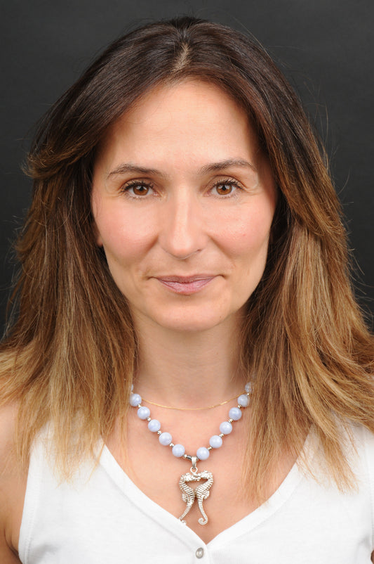 blauer Chalcedon Energie Kette mit Anhänger zwei Seepferdchen Sterlingsilber 925er rhodiniert Halschakra