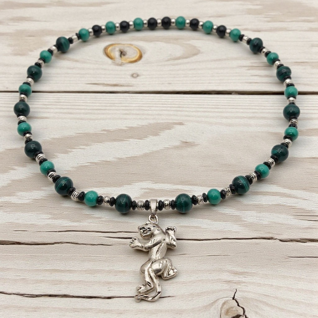 Malachit Energie Kette mit Anhänger Panther Sterlingsilber 925er rhodiniert Herzchakra