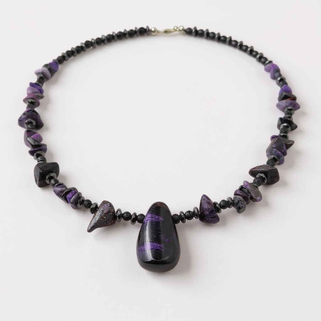 Sugilith Energie Kette mit Stein Sugilith Kronenchakra