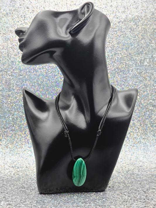 Malachit Energie Anhänger Herzchakra