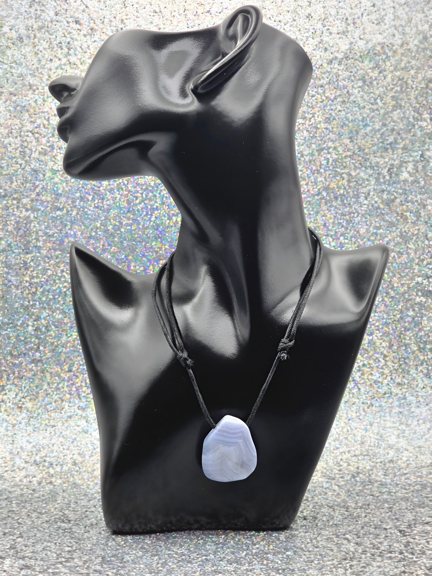 blauer Chalcedon Energie Anhänger Halschakra