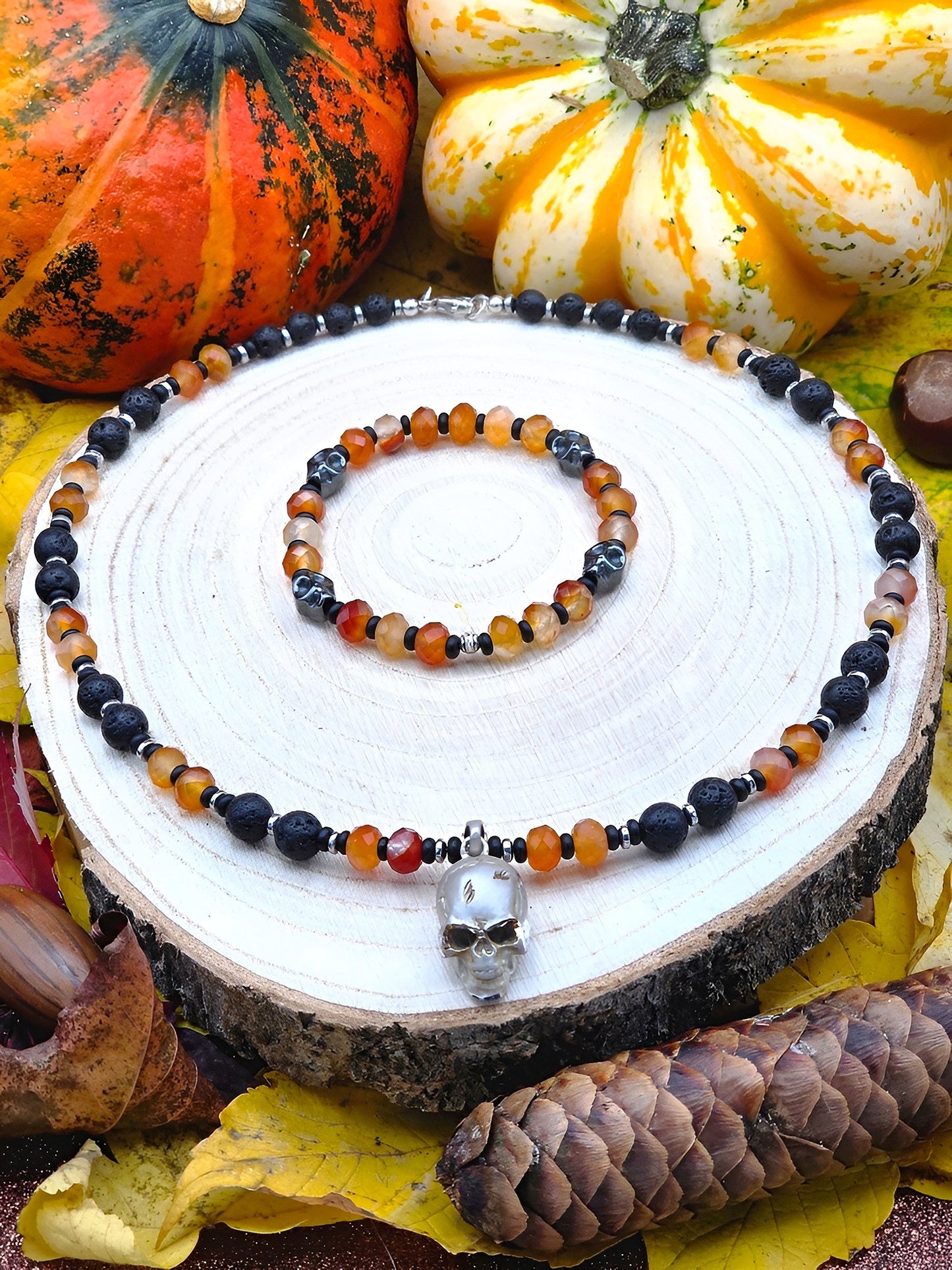 Karneol Totenkopf-Halskette und Armband mit Lavastein & Hämatit