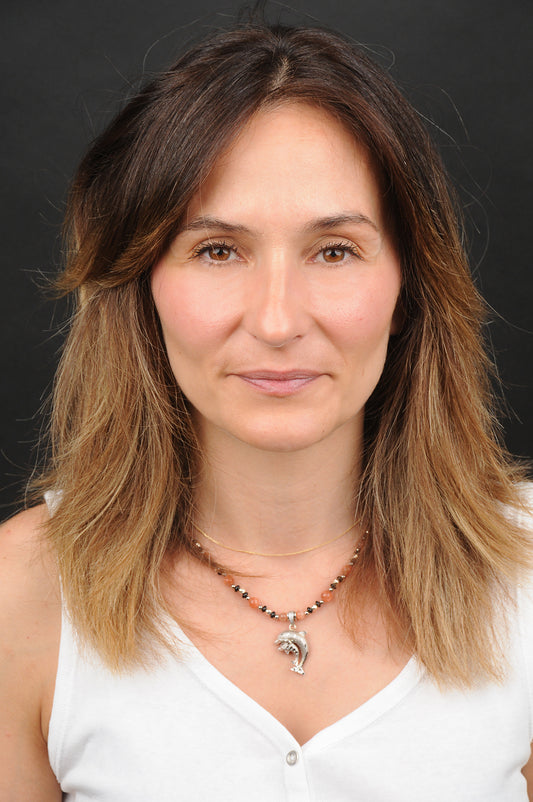 Sonnenstein Energie Kette mit Anhänger Delfine Sterlingsilber 925er rhodiniert Solarplexus Chakra