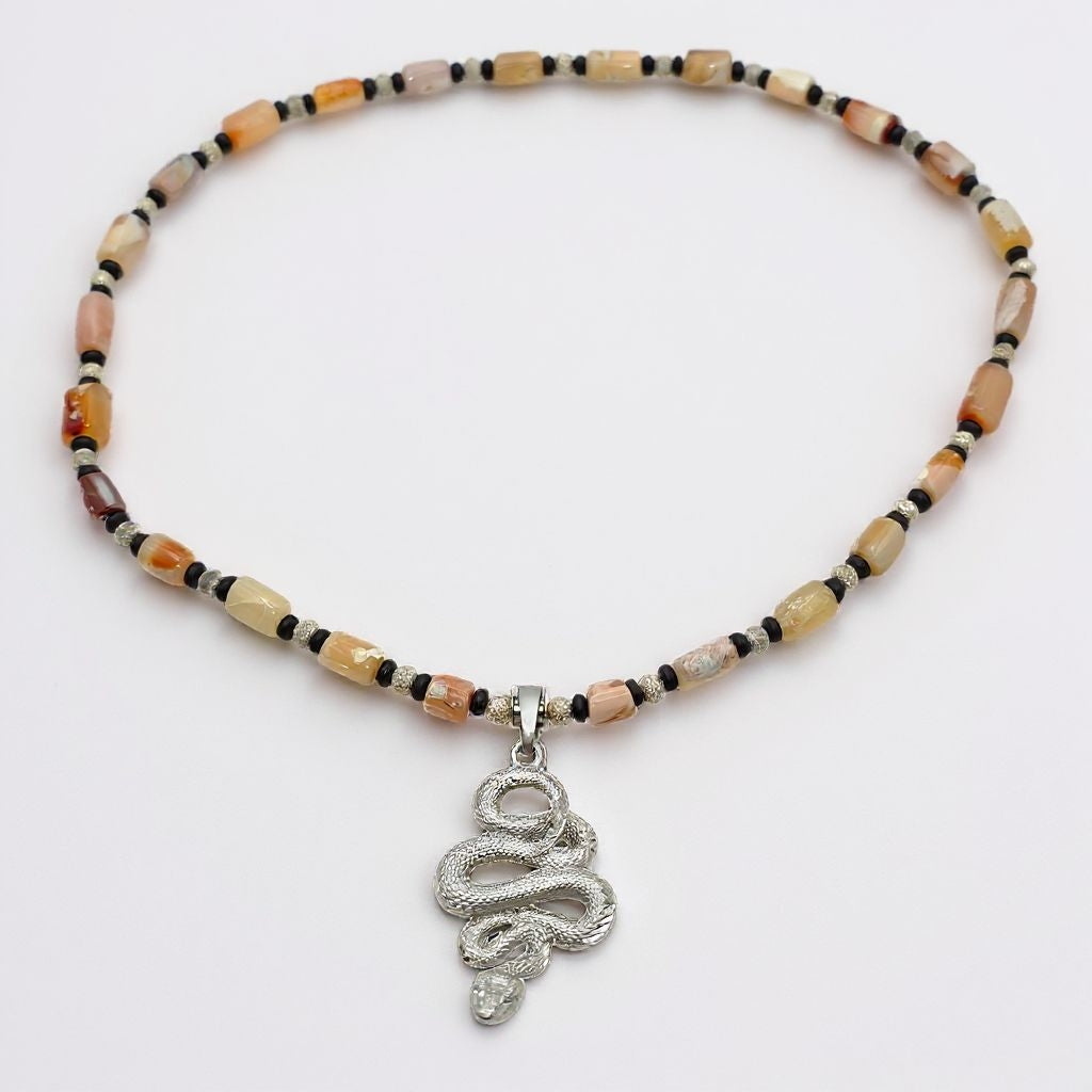 Feueropal Energie Kette mit Anhänger Schlange Sterlingsilber 925er rhodiniert Wurzelchakra, Sakralchakra, Solarplexus-Chakra