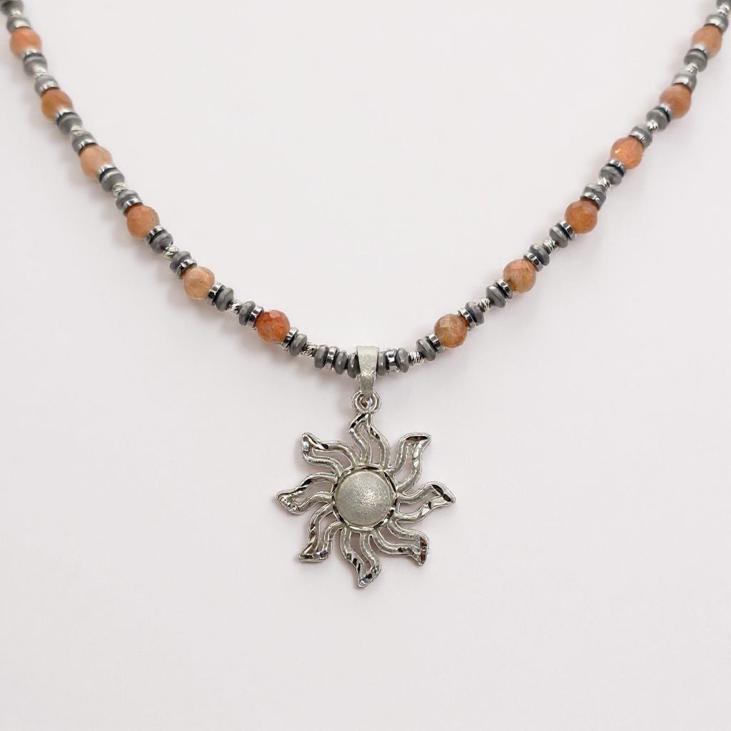 Sonnenstein Energie Kette mit Anhänger Sonne Sterlingsilber 925er rhodiniert Solarplexus Chakra