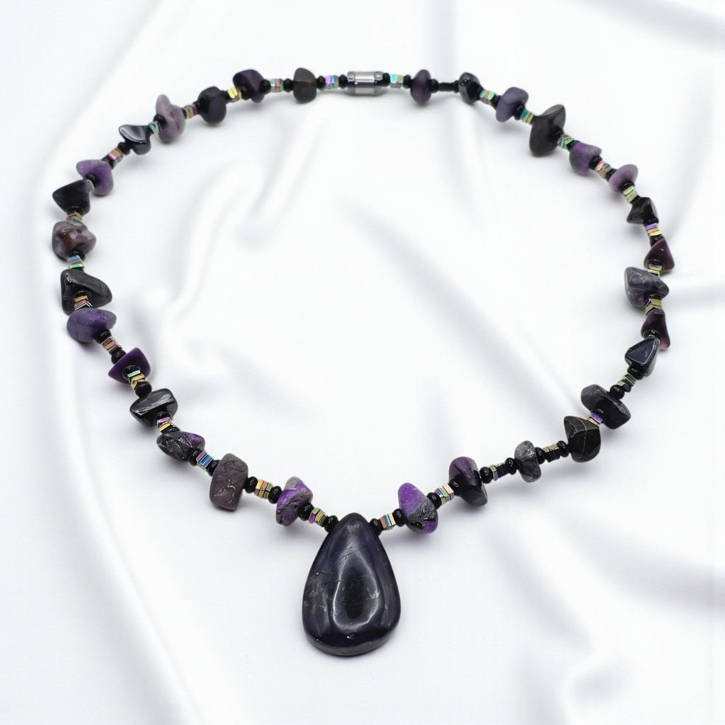 Sugilith Energie Kette mit Stein Sugilith Kronenchakra