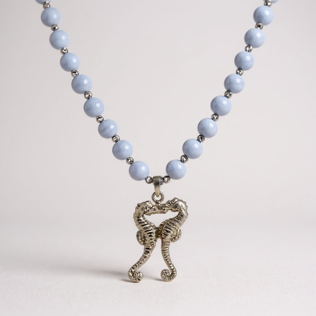 blauer Chalcedon Energie Kette mit Anhänger zwei Seepferdchen Sterlingsilber 925er rhodiniert Halschakra